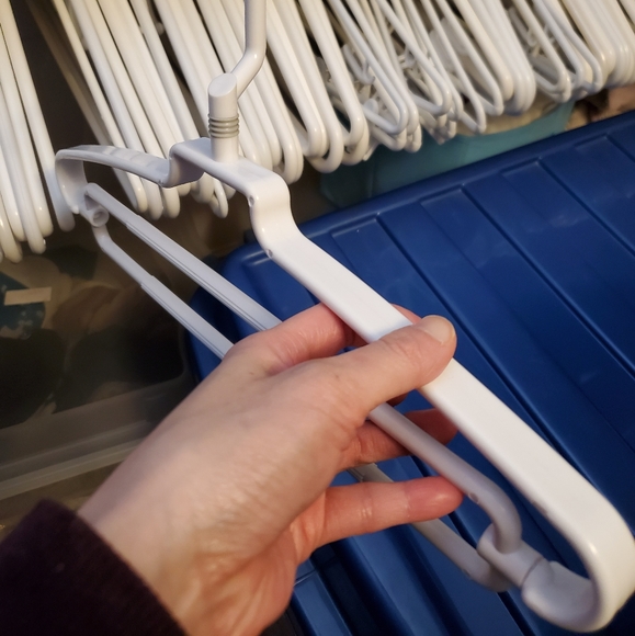 Hangers (Set of 30 pieces) - Picture 2 of 14